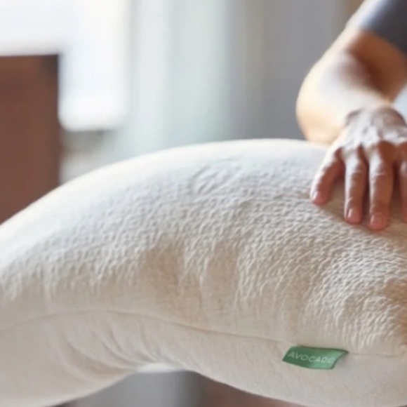 Avocado Organic Pillow with Natural Latex and Kapok Fill, QUEEN, NWOT OPEN box - Picture 2 of 9